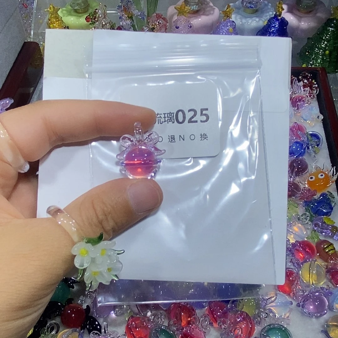 乔***麻玻璃吊坠（不含链）25铃铛一个