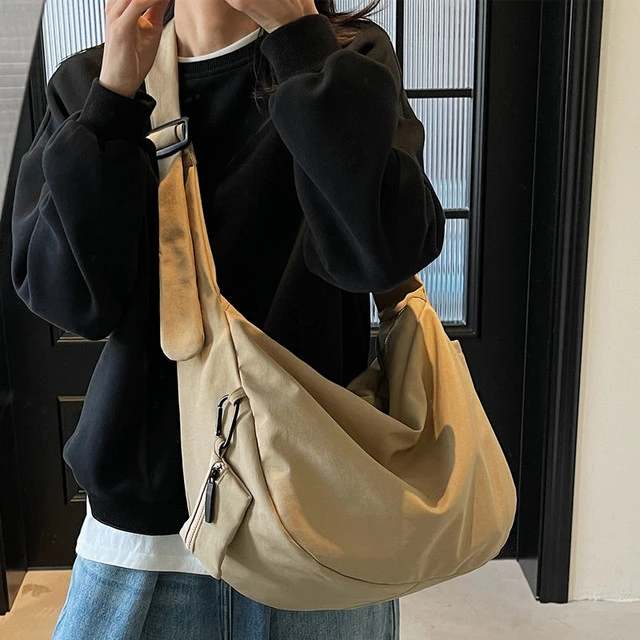 ins风休闲百搭韩版帆布包斜挎包女学生党上课通勤大容量饺子包男