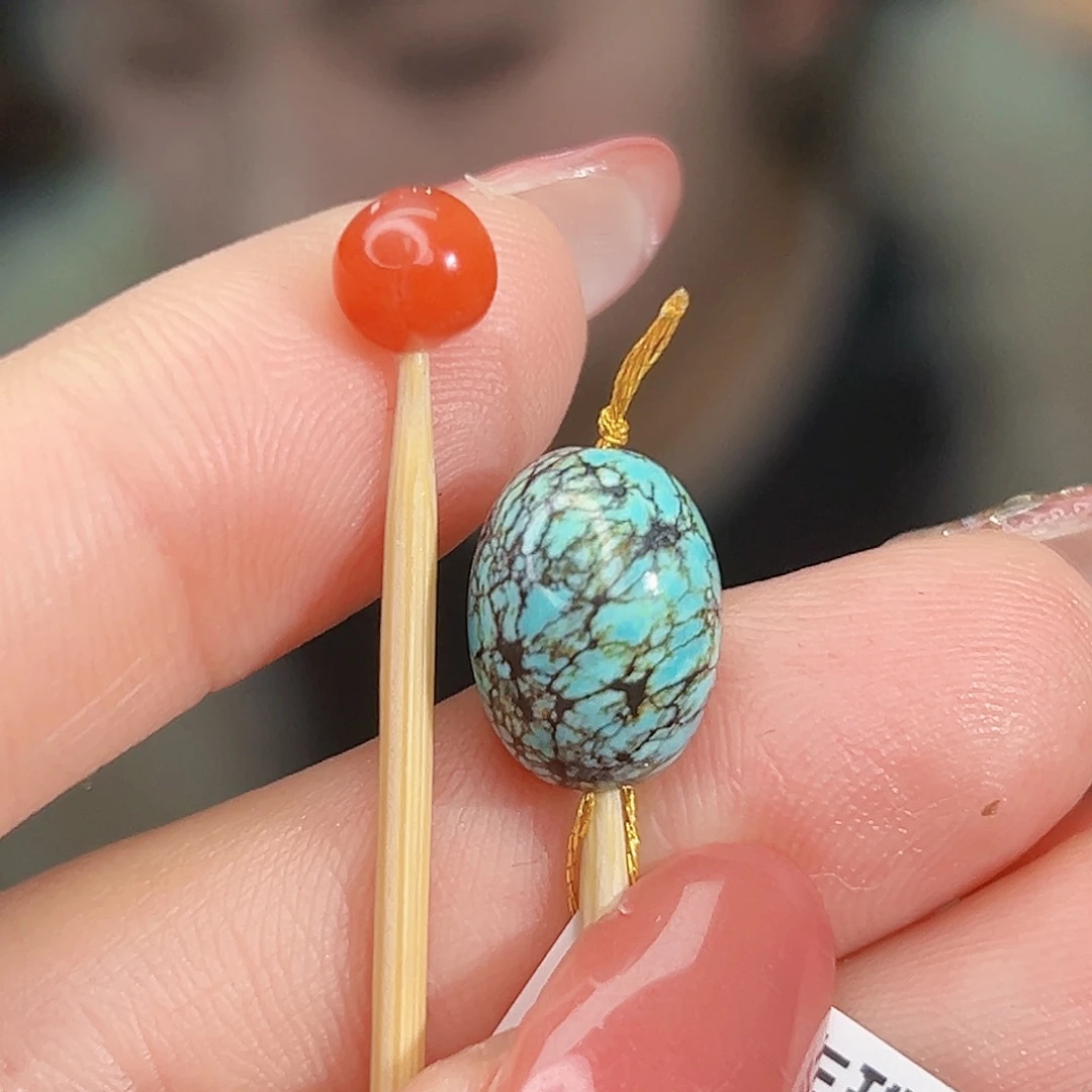 南红玛瑙未镶嵌珠宝奇石