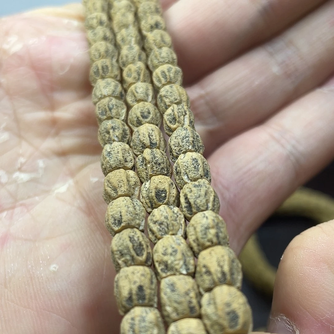 柏香籽/百香籽吊坠