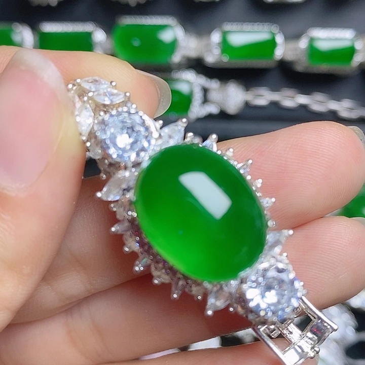 翡翠未镶嵌挂件蛋面