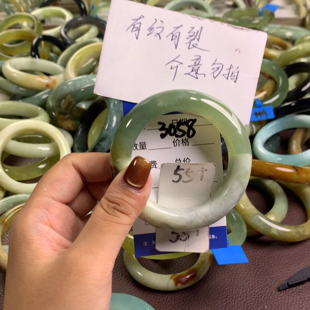 未镶嵌蛇纹石玉手镯3058