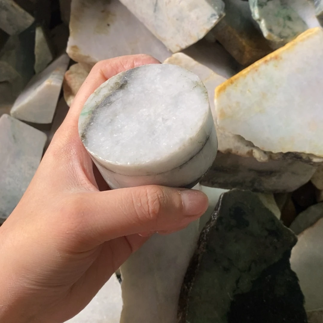颈饰未镶嵌翡翠天然翡翠