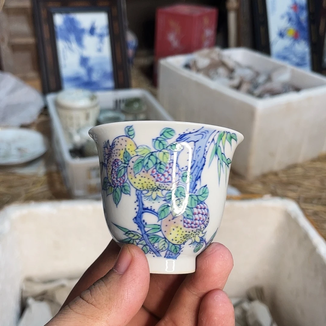 玲****杯景德镇陶瓷艺术品