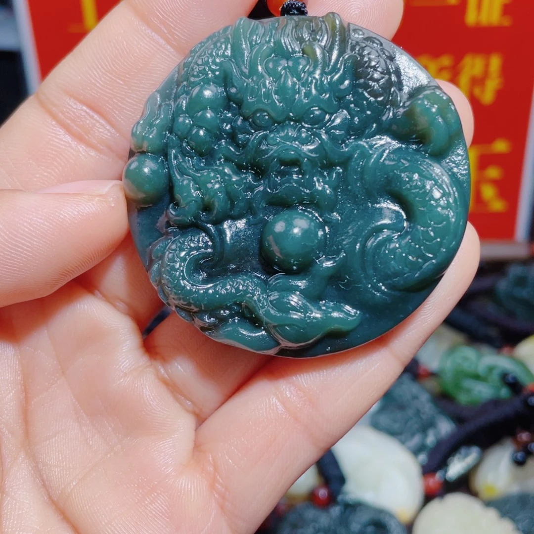 和田玉未镶嵌颈饰拍一发一