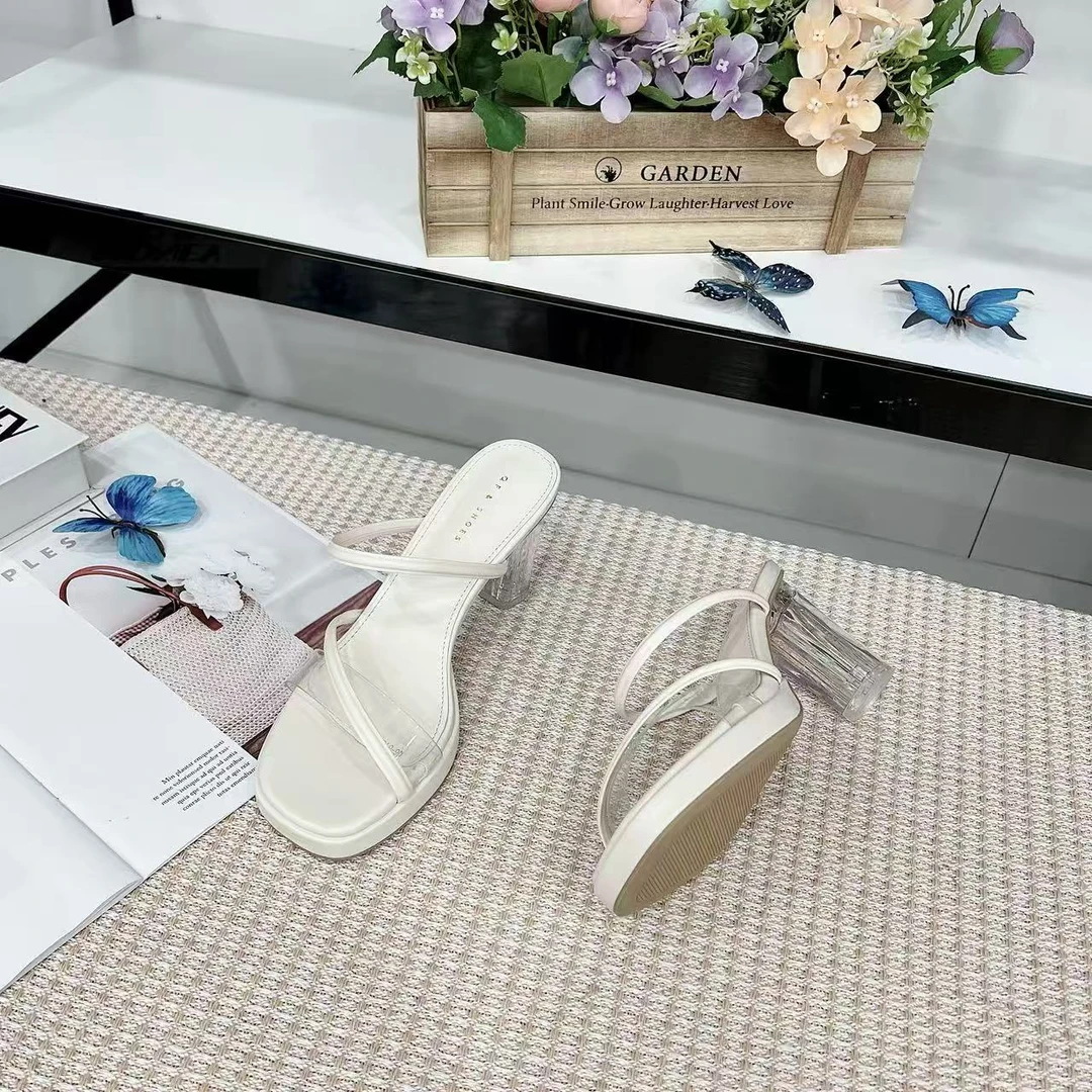 6-819   夏季新款时尚气质粗跟凉拖鞋