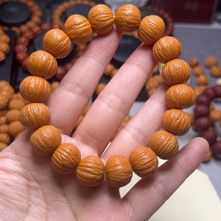 猴头核桃吊坠土豪