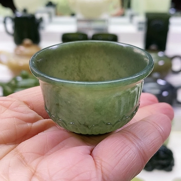 未镶嵌和田玉挂件茶杯30m l