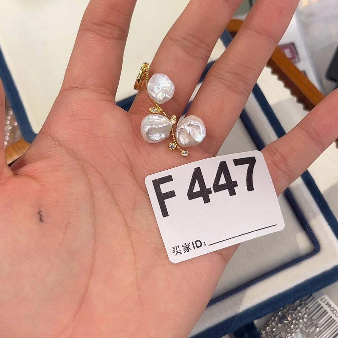 淡水珍珠耳饰合金