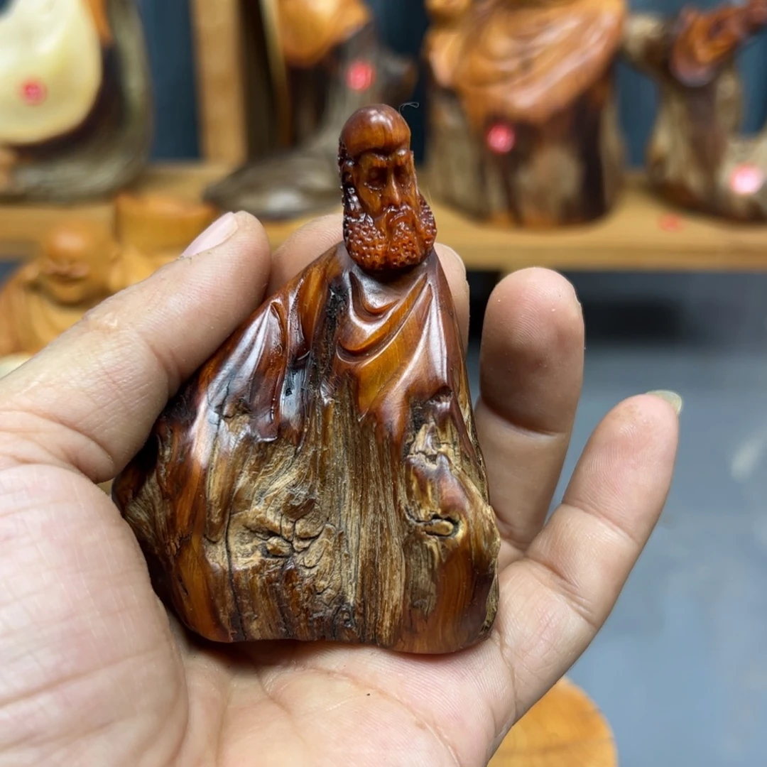 串***哥木崖柏木摆件手把件