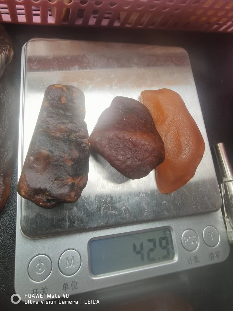 纯天然蜜蜡原石吊坠