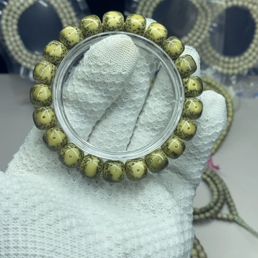 薛***贵吊坠星月菩提Zzzzzz3