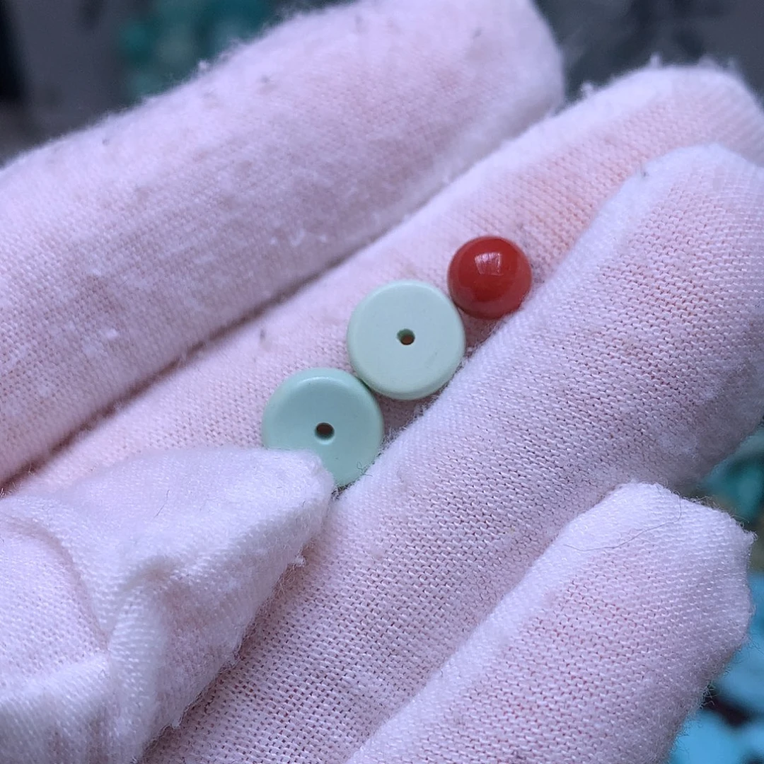 南红玛瑙未镶嵌珠宝奇石