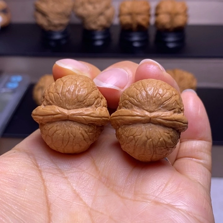 把件文玩核桃粗筋铁锤62