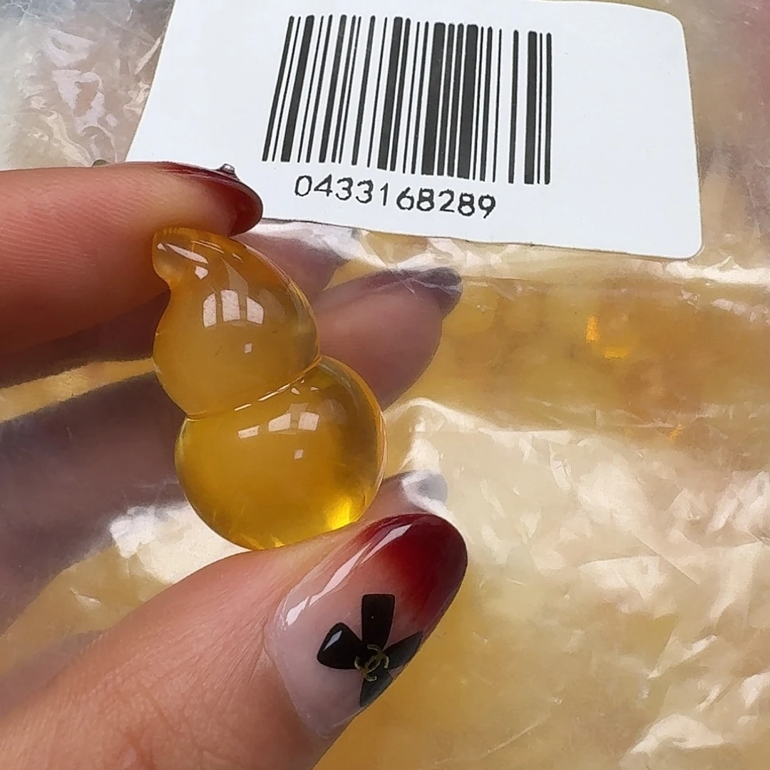 琥珀未镶嵌裸石悠悠