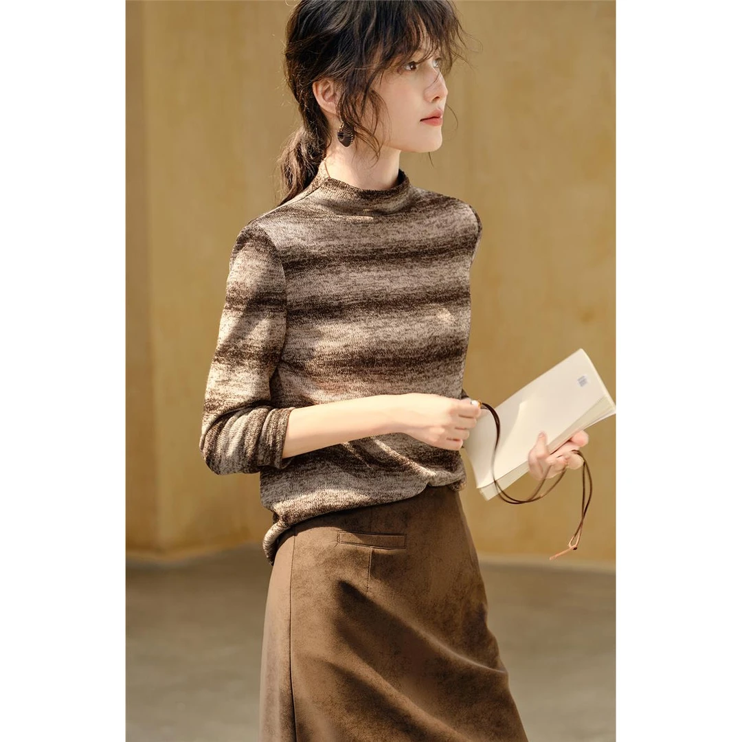 设计感晕染拼色条纹肌理感T恤女秋季今年流行爆款打底衫上衣保暖