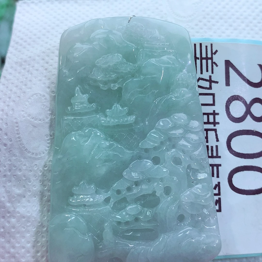 吊坠(不含链)未镶嵌翡翠