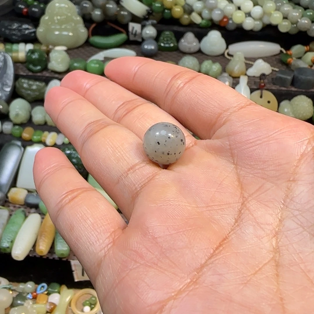 和田玉未镶嵌颈饰12mm单珠青花点墨