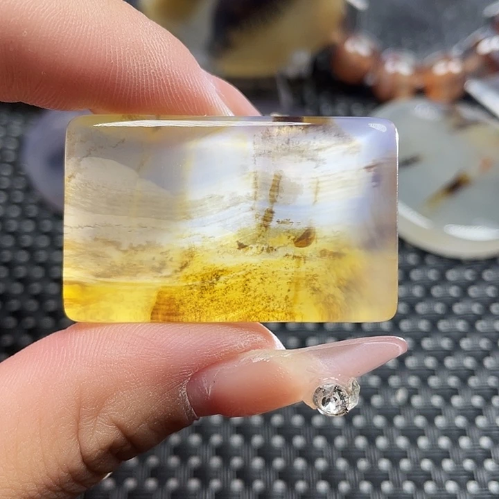 未镶嵌颈饰玛瑙/玉髓