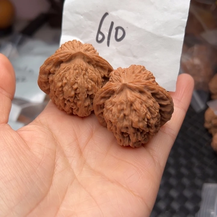 核桃417尺寸练手对四座楼