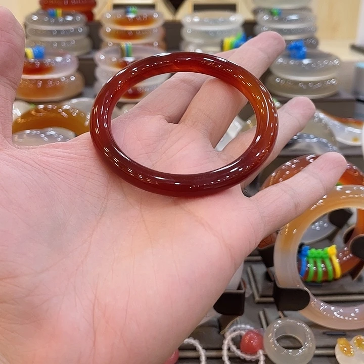 玛瑙/玉髓未镶嵌手镯