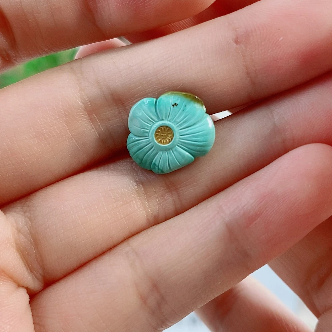 未镶嵌绿松石珠宝奇石