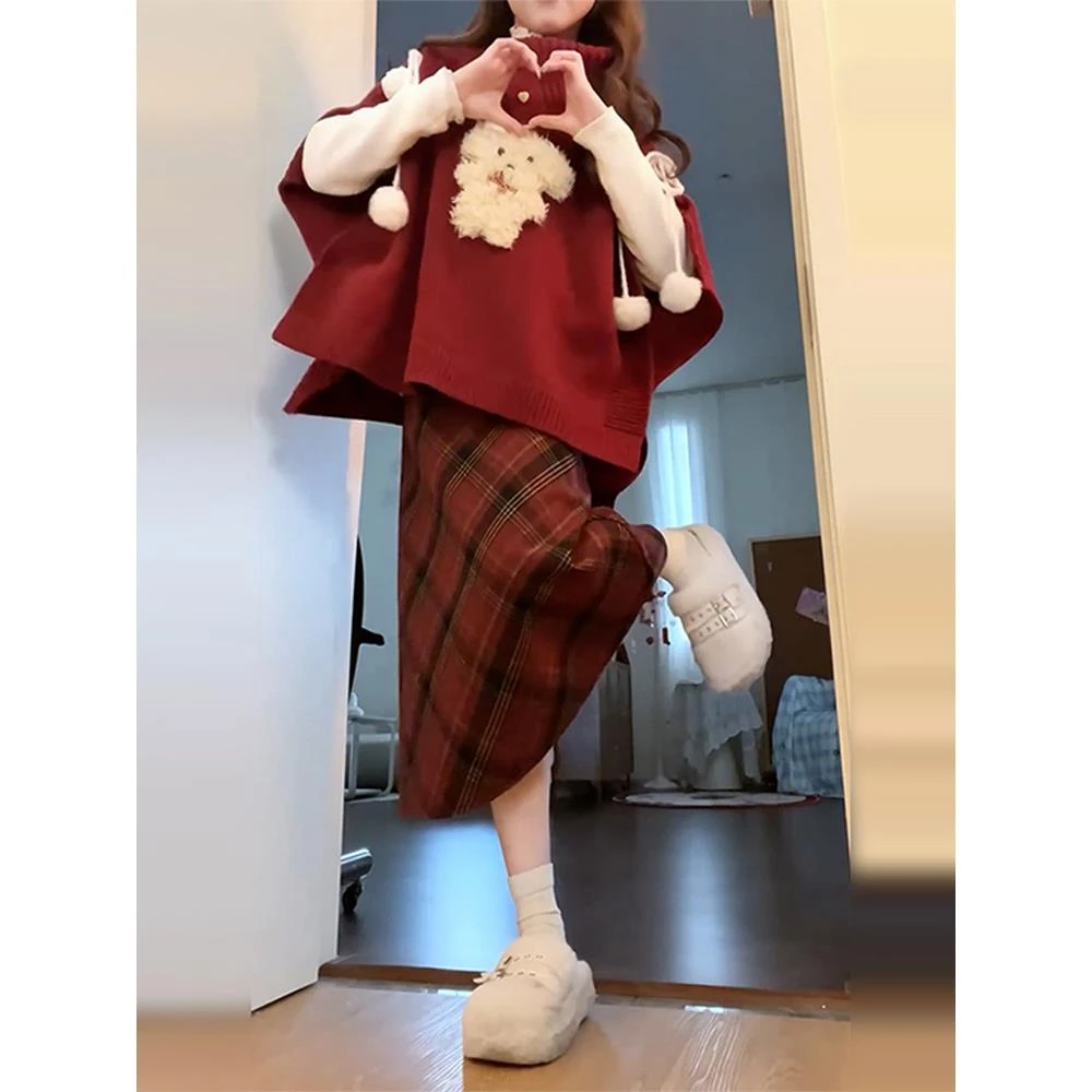红色斗篷毛衣格子连衣裙子女秋冬季2025新款新年穿搭过年战袍套装