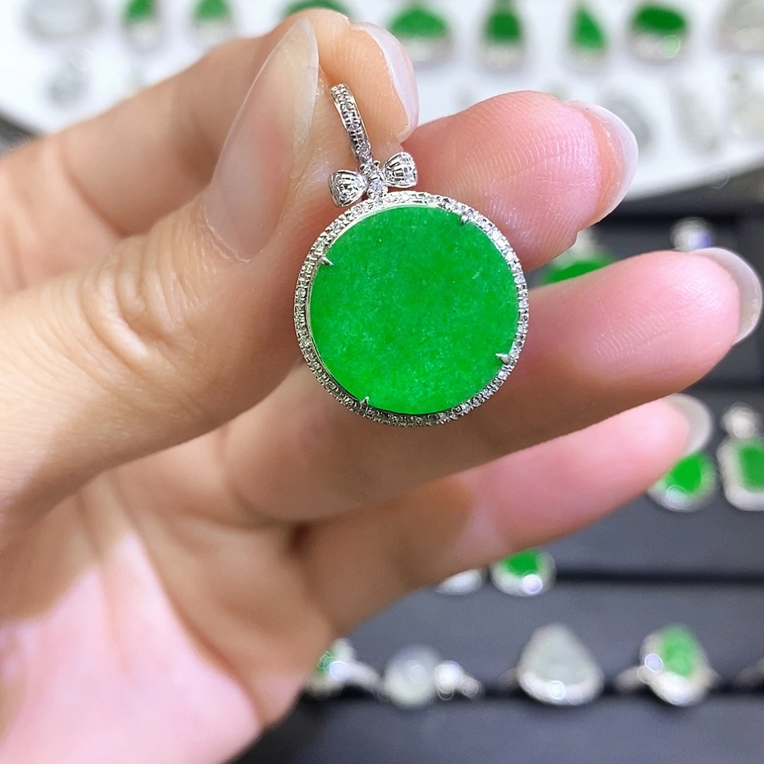 翡翠18K金镶嵌吊坠(不含链)