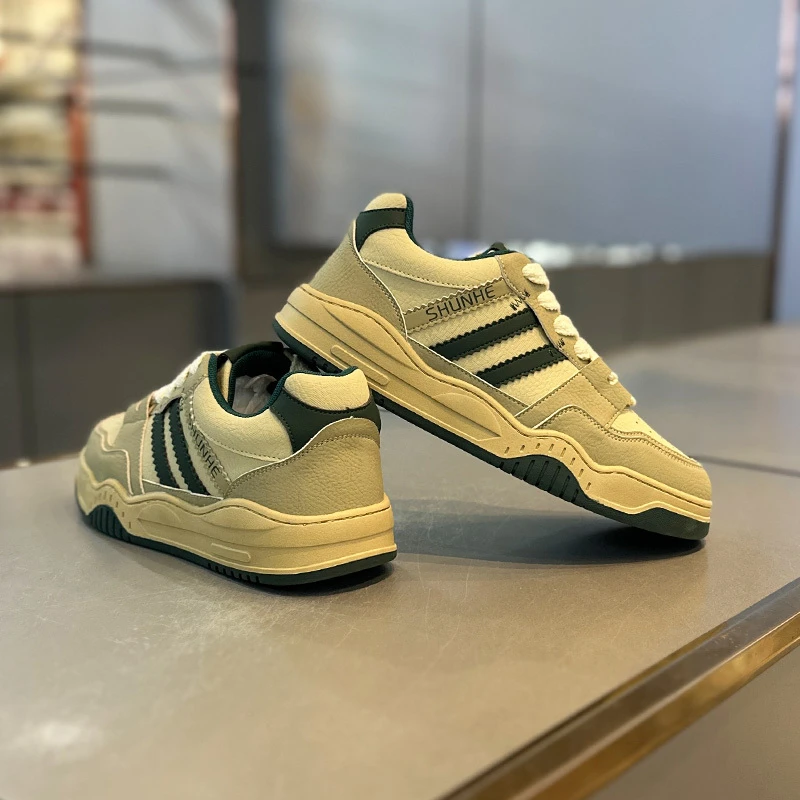 潮男鞋秋季爆款厚底滑板鞋拼色小众潮流复古低帮时尚轻便休闲鞋