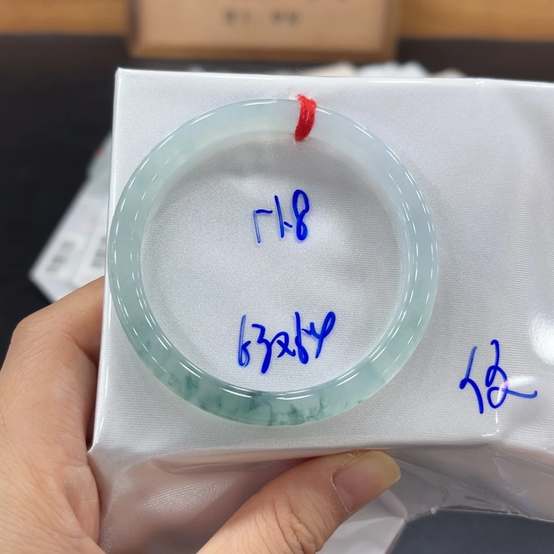 未镶嵌手镯翡翠翡翠