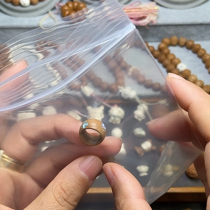手串桃核小**干猫爪马卡龙跑环