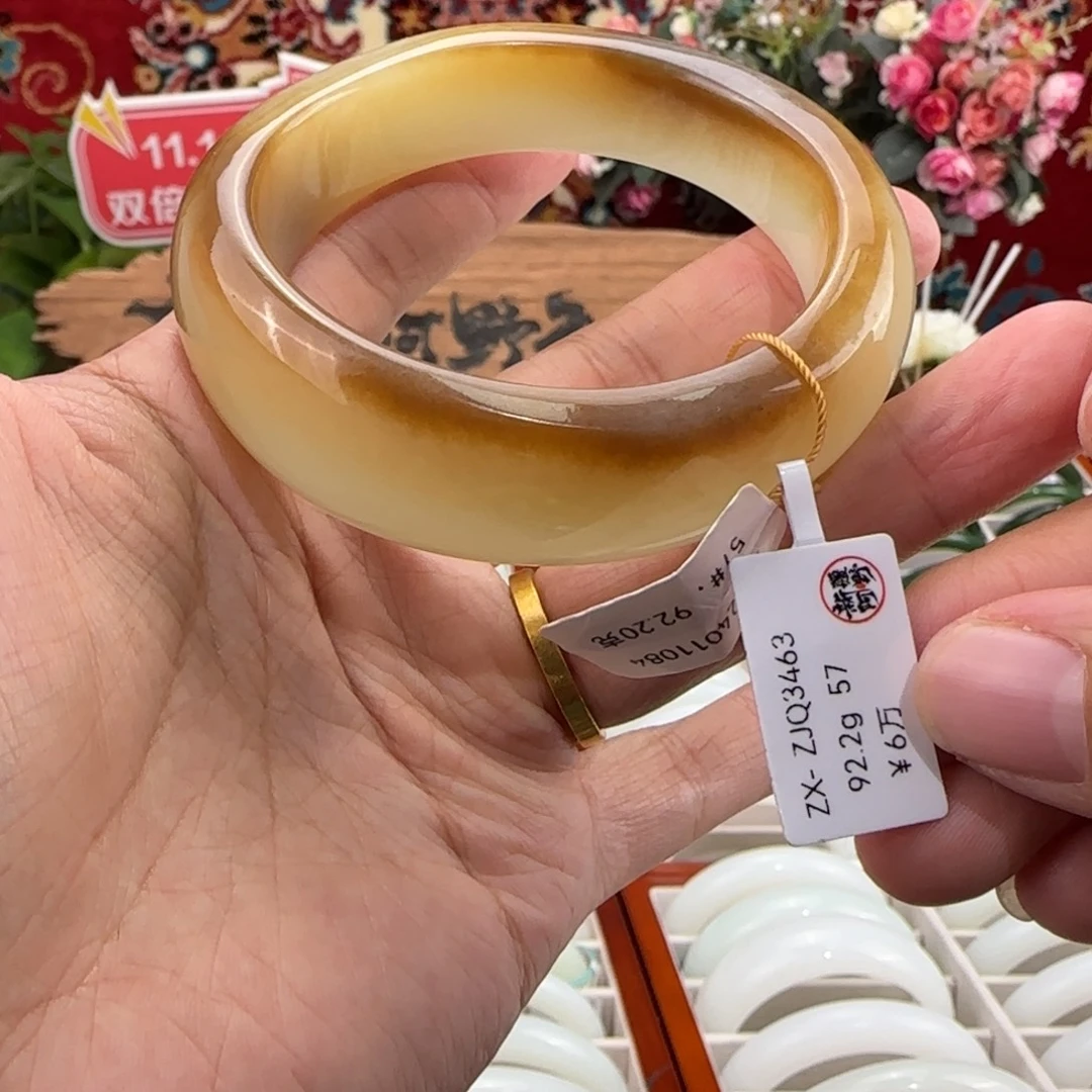 和田玉（糖玉）未镶嵌手镯新疆糖羊脂手镯