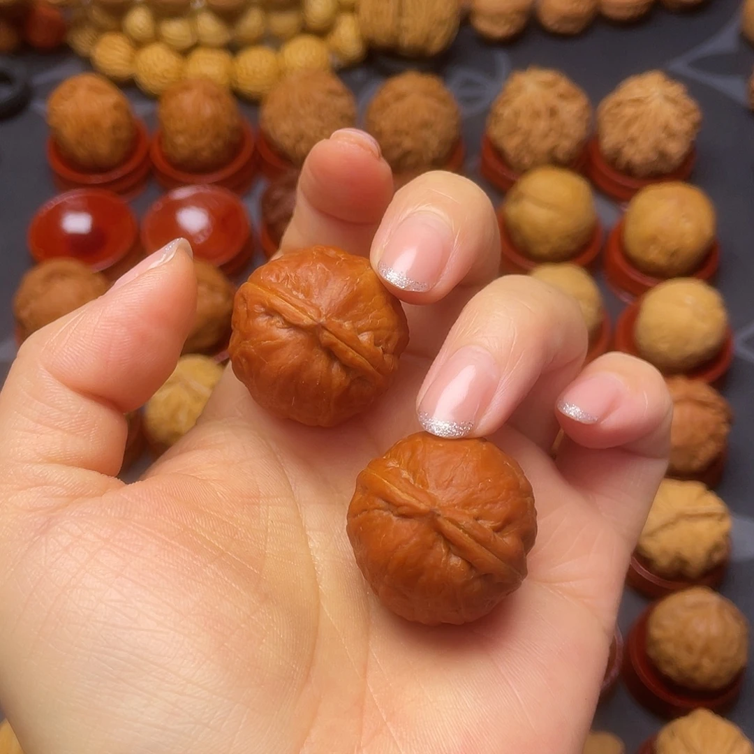 青***木文玩核桃把件小光头