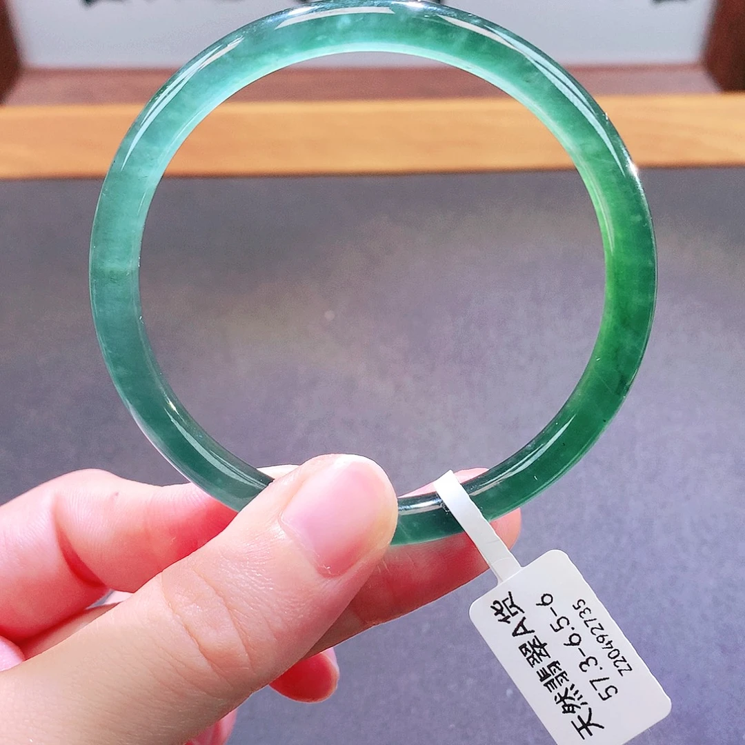 翡翠未镶嵌手镯天然翡翠