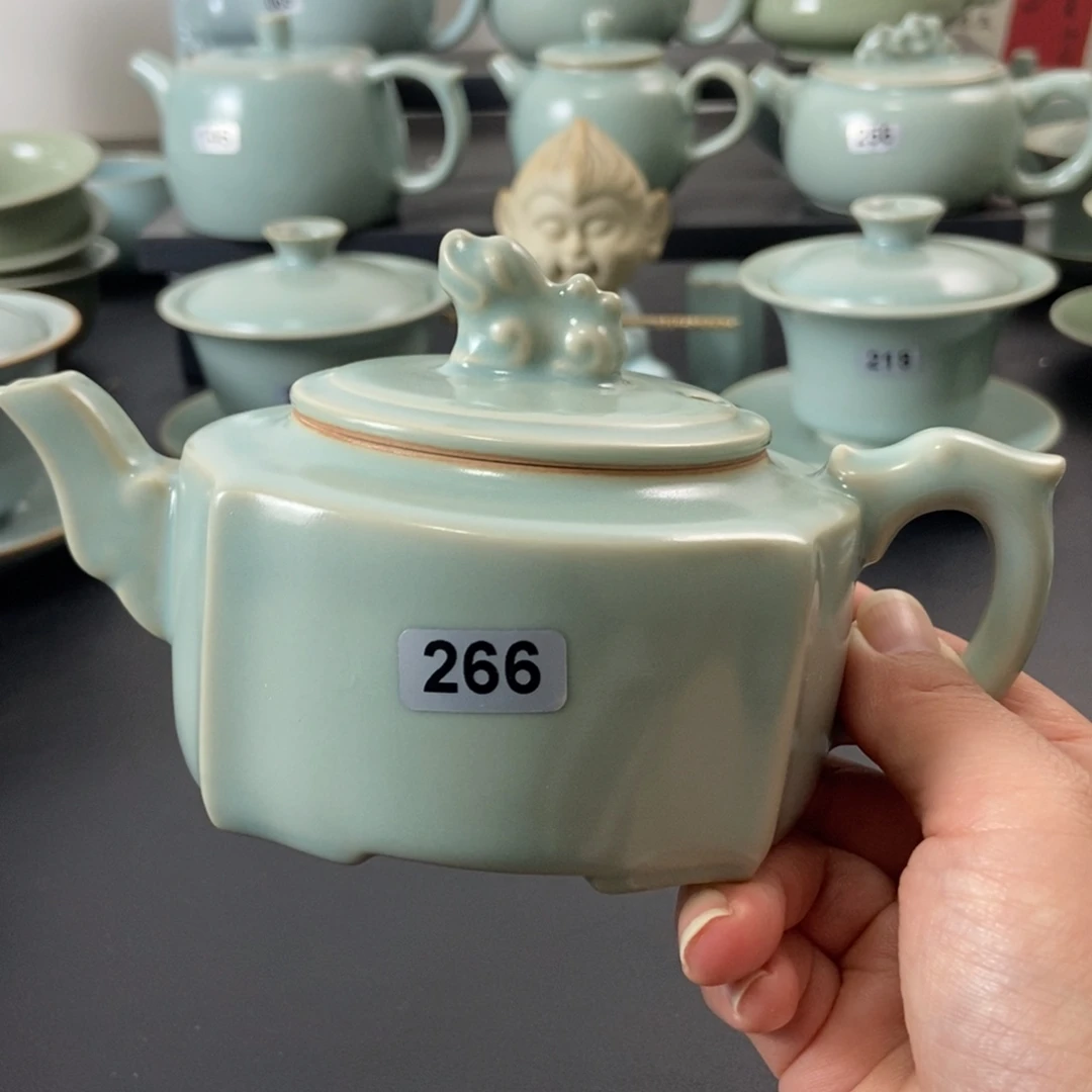 仿古釉水四方壶壶