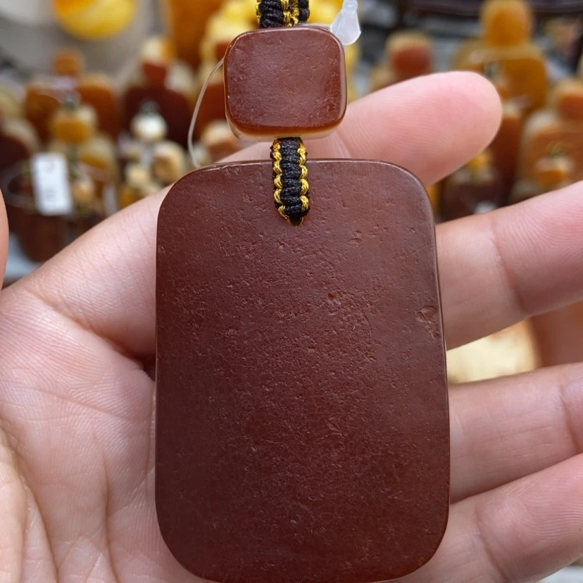 【闪购商品】琥珀颈饰未镶嵌