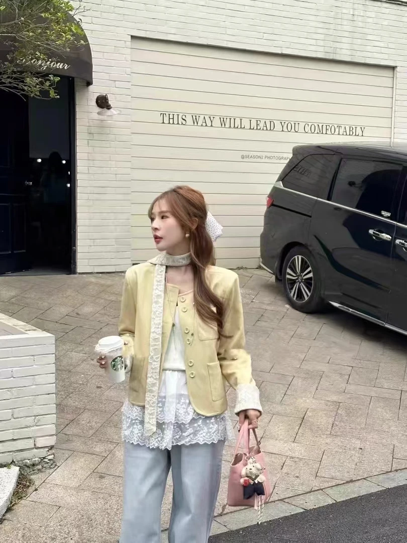 252202蕾丝飘带新款圆领设计感短款皮衣小外套简约气质女装上衣