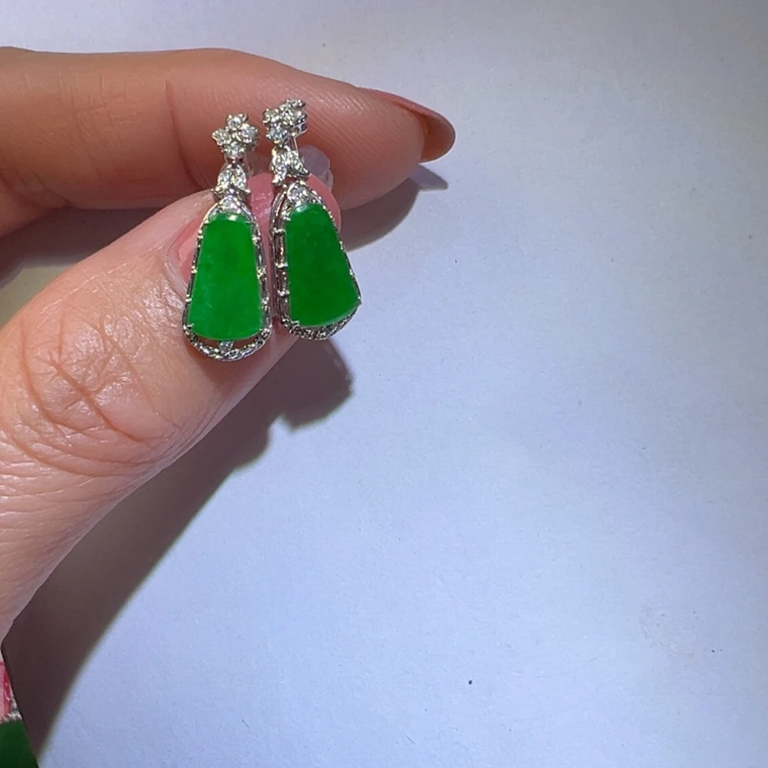 翡翠颈饰18K金镶嵌耳环