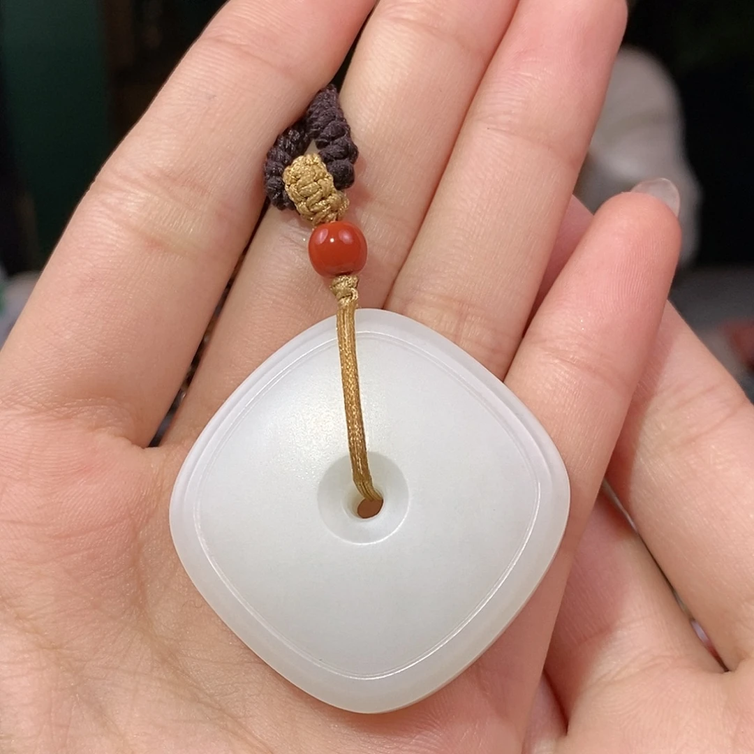 和田玉未镶嵌吊坠(不含链)