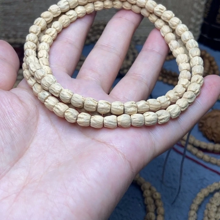 【闪购商品】吊坠柏香籽/百香籽