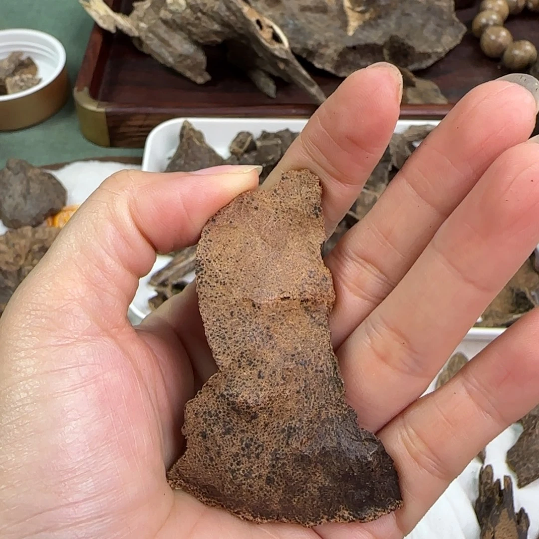 沉香碎屑沉香海南老料6.4g