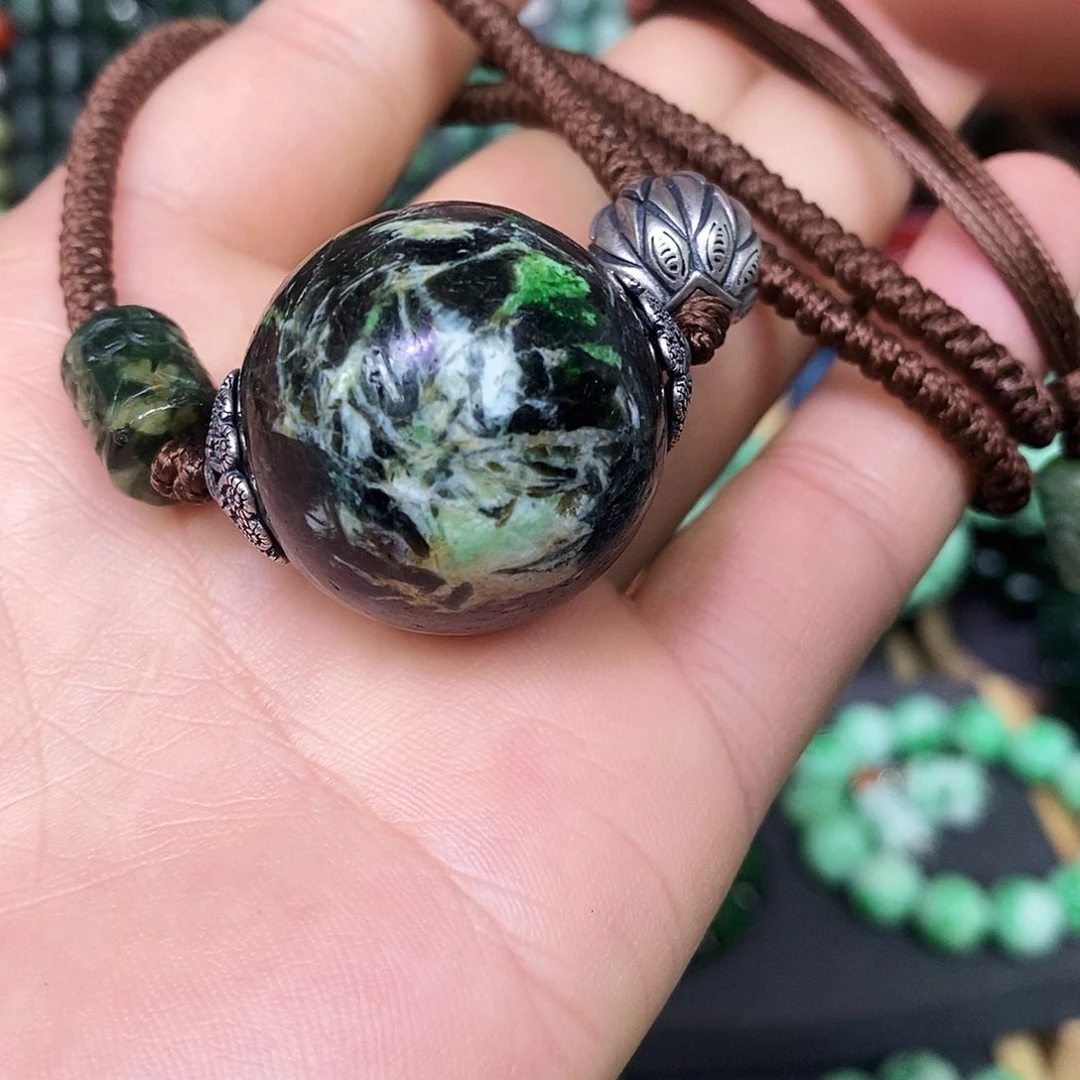 颈饰银S925镶嵌翡翠漂亮美眉