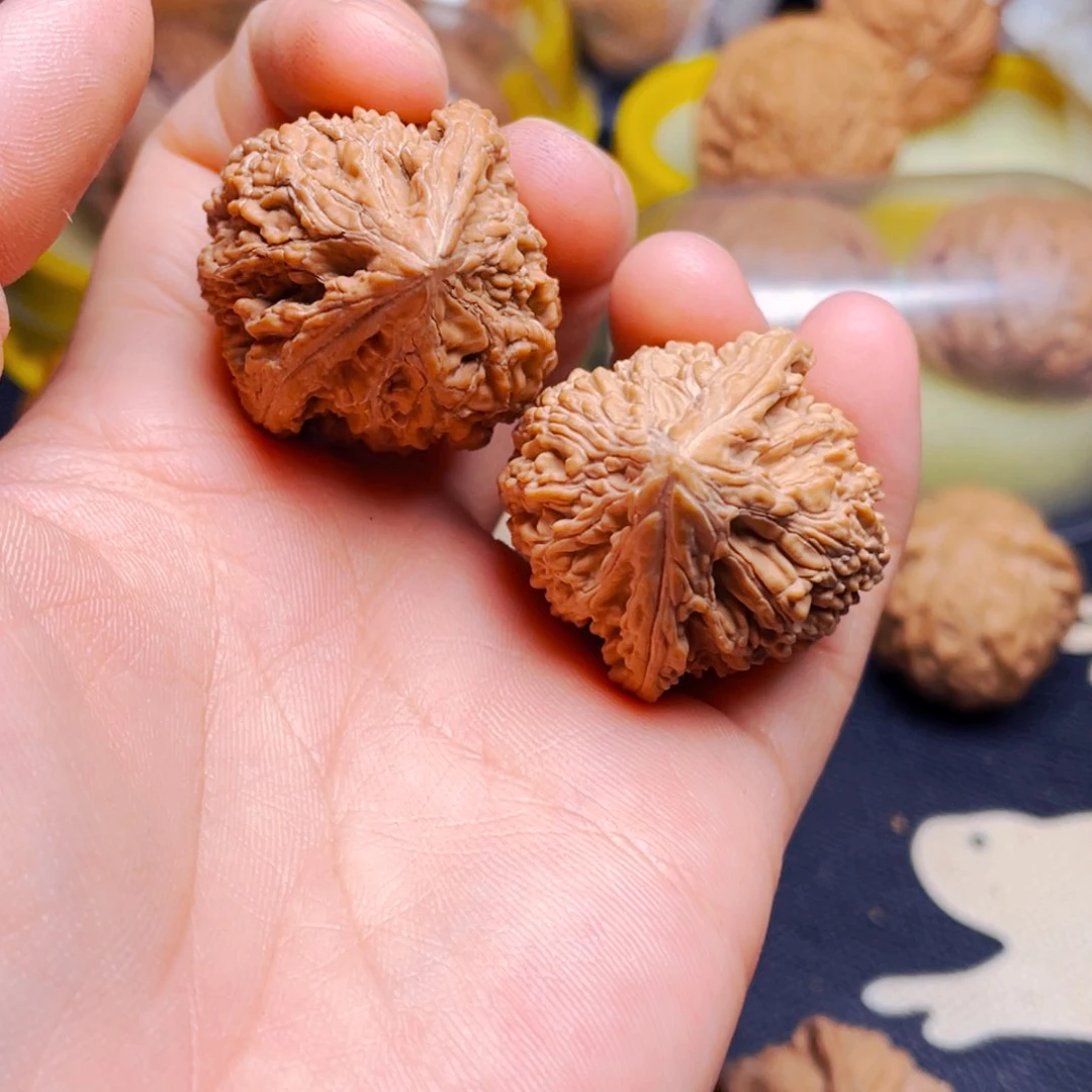 文玩核桃吊坠塔尖龟背