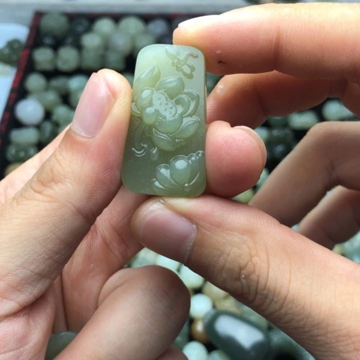 【闪购商品】和田玉未镶嵌颈饰