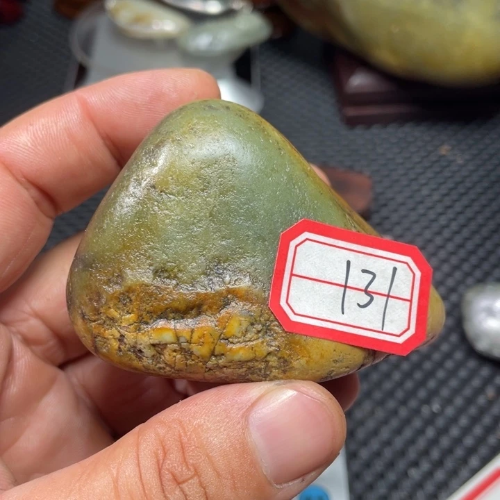 颈饰未镶嵌和田玉我***谁131