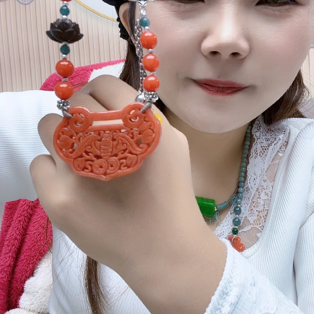 翡翠未镶嵌颈饰项链