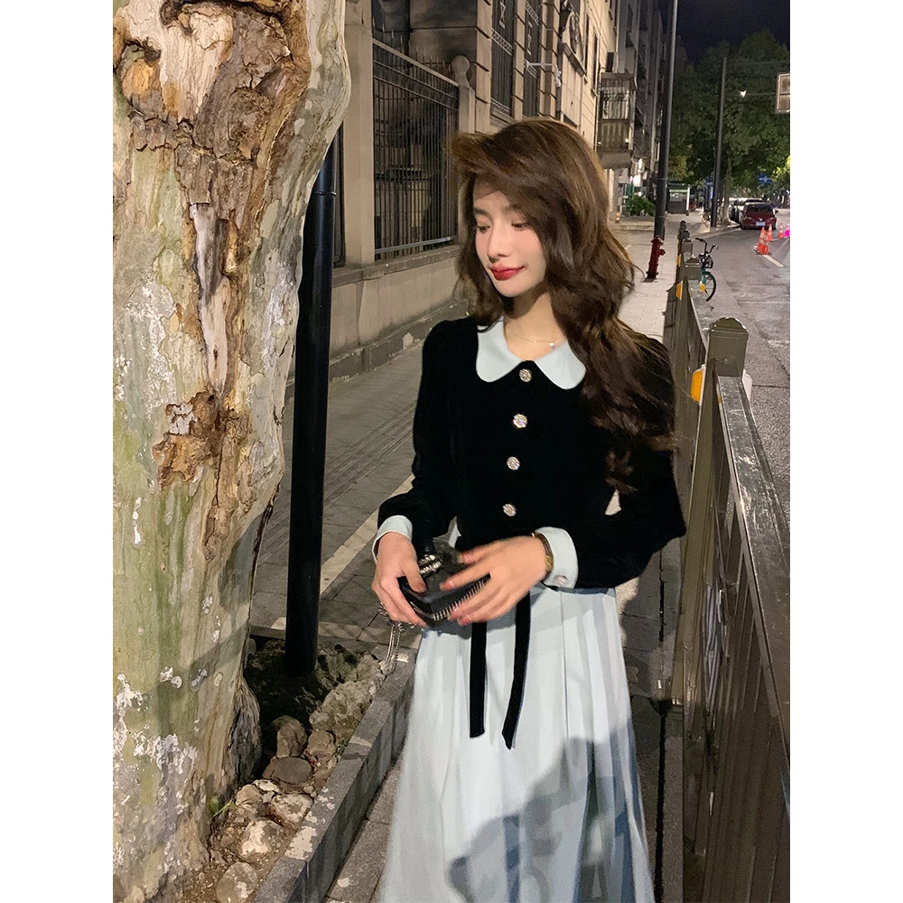 Yeah Me-2025年秋冬新款显瘦收腰连衣裙-29132K