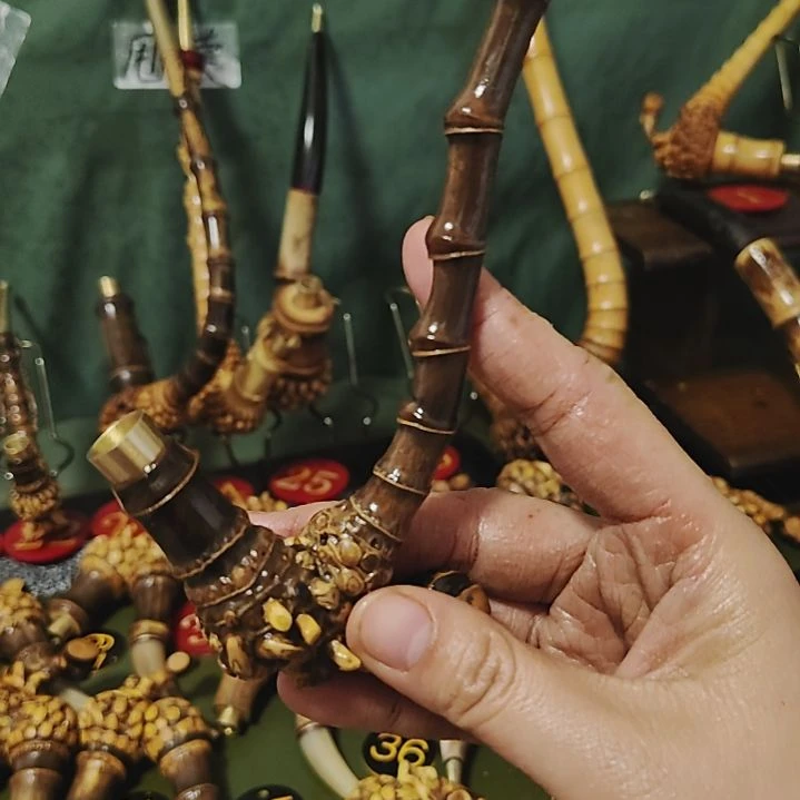 林***峰贵州特色竹根烟斗工艺品手把件