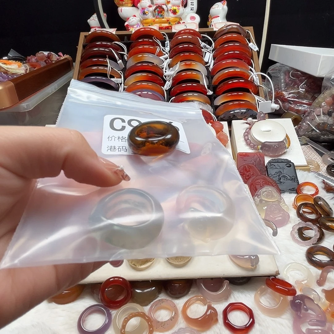 宋****玛瑙/玉髓未镶嵌戒指