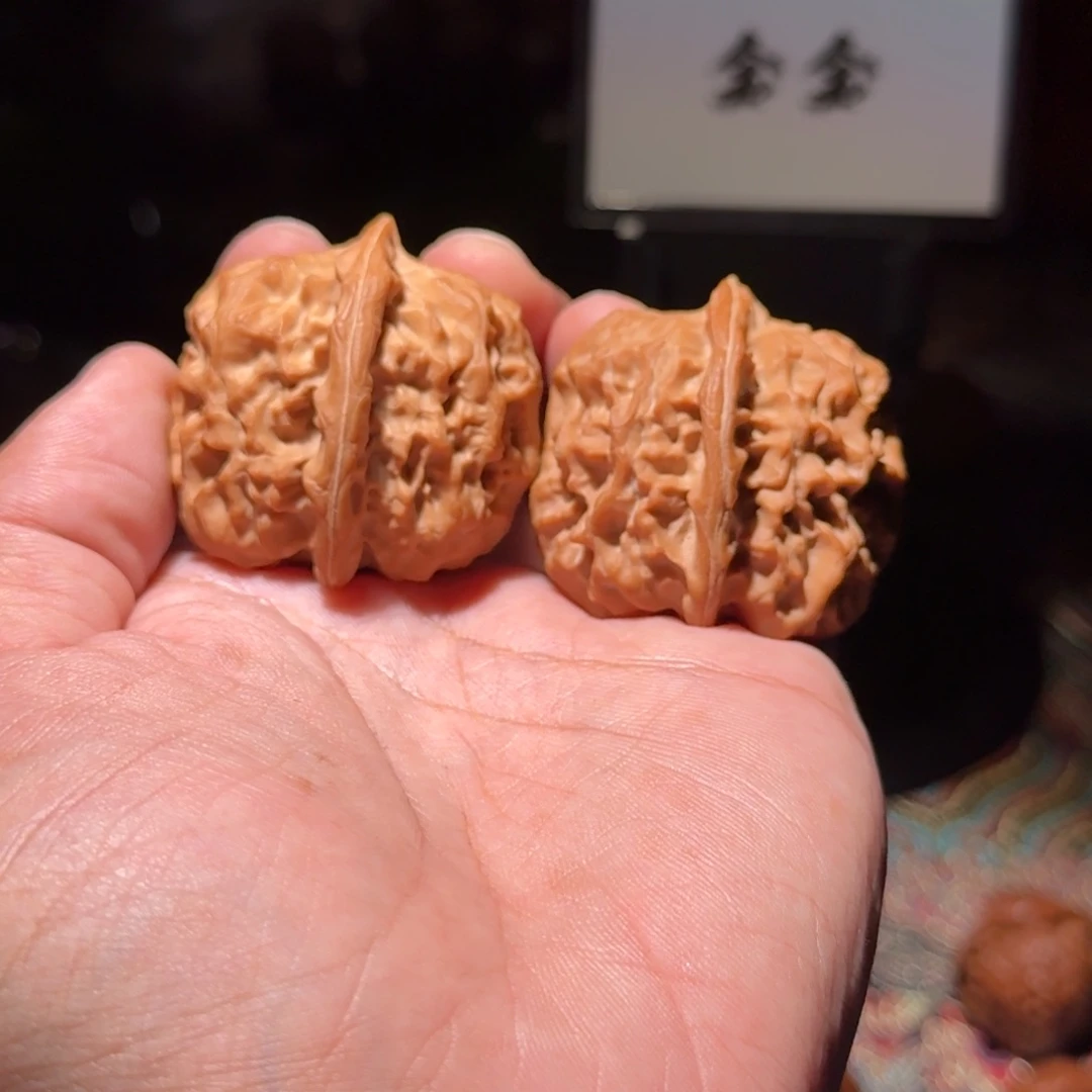把件核桃1238核欢，尺寸39
